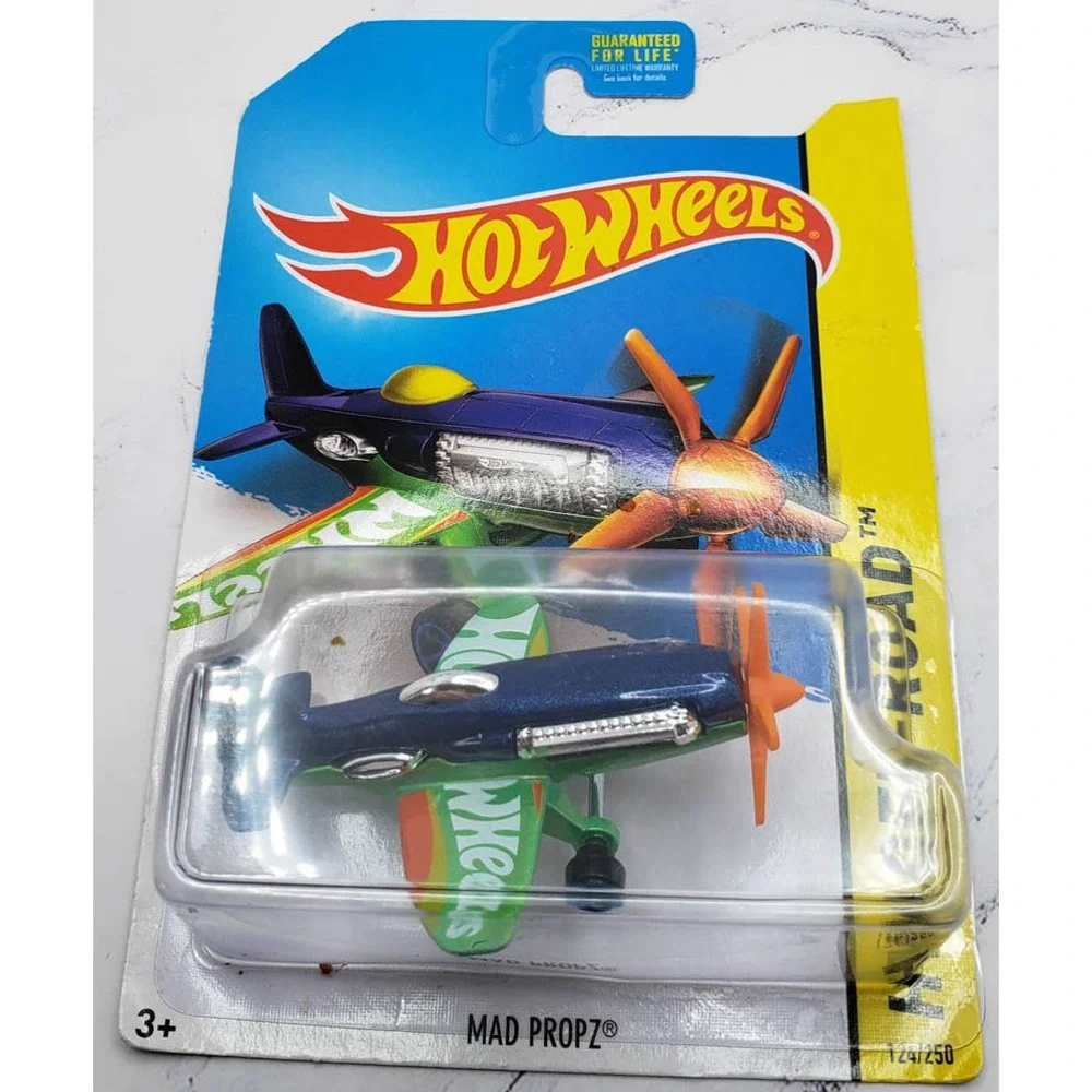 Hot Wheels 2014 HW Off Road Daredevils Mad Propz 124/250